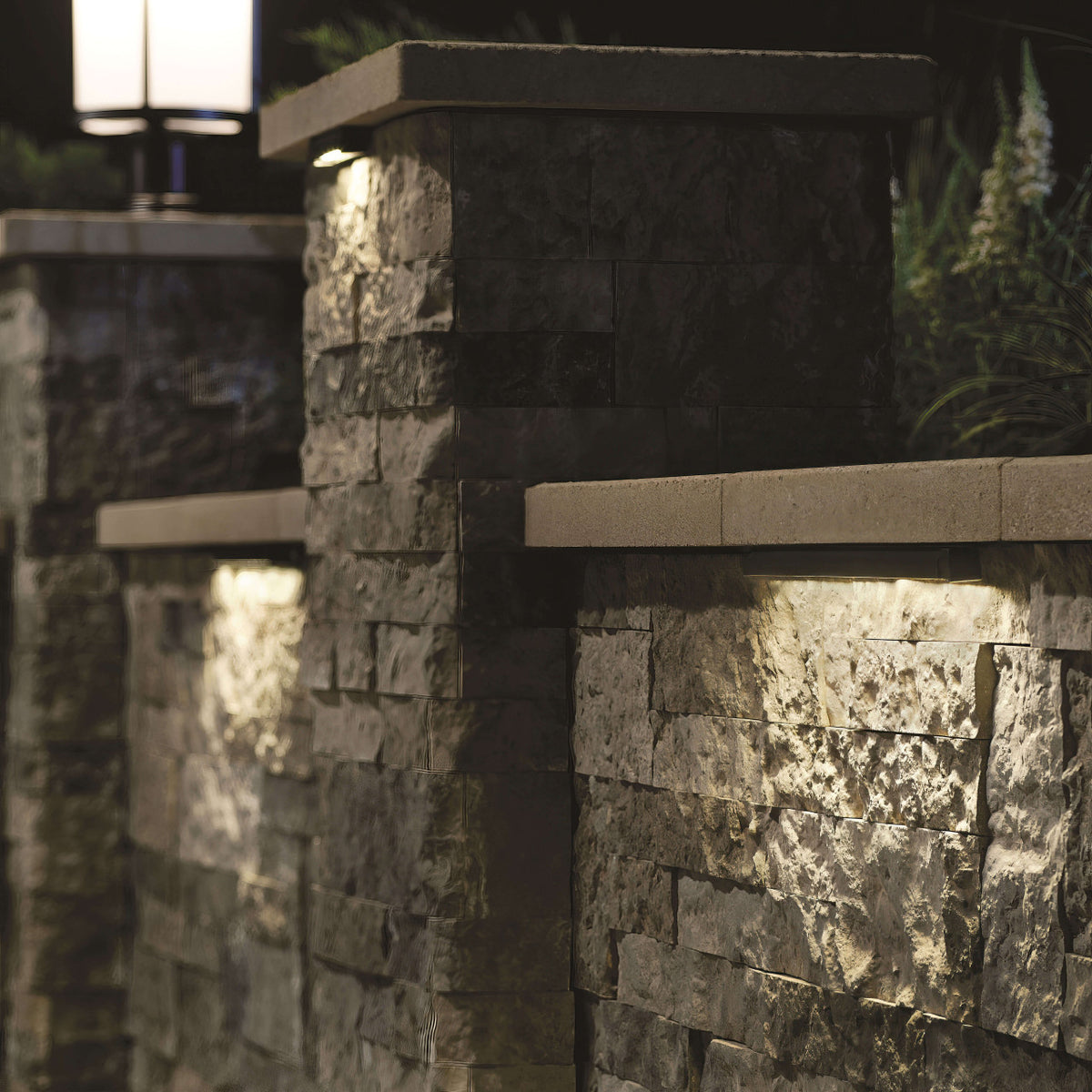 Kichler 3.5" 12V Integrated LED Hardscape Light