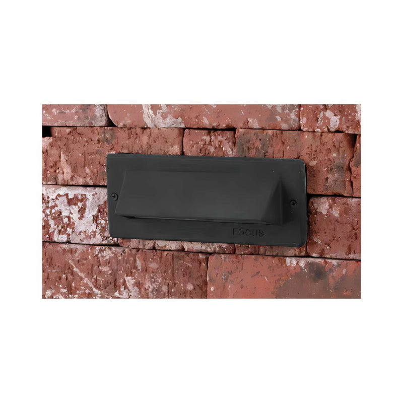 Focus LED SL-04 Series 1 Louver Step/Brick Light
