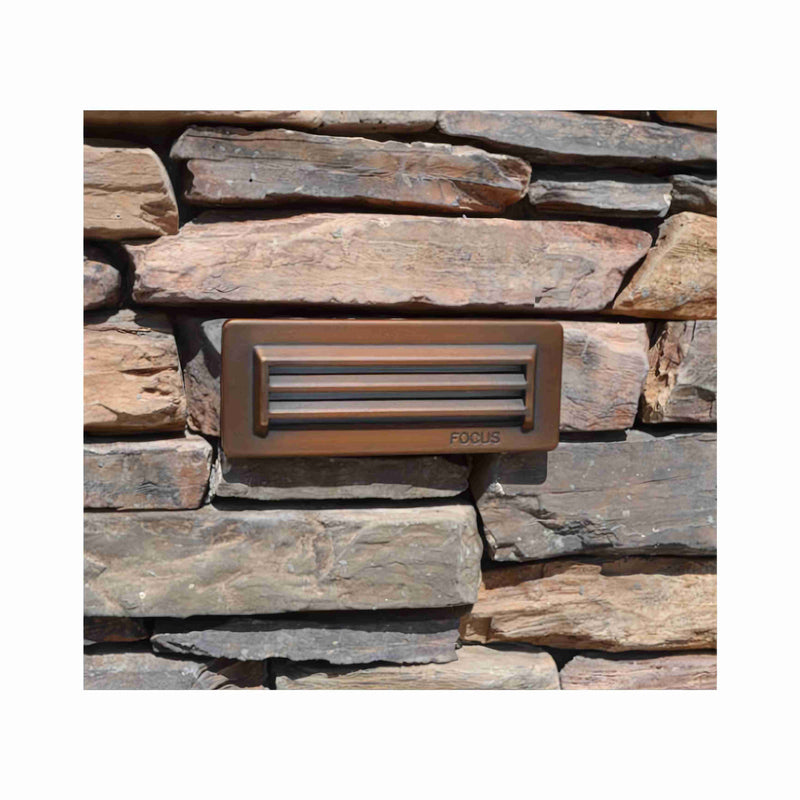 Focus LED SL-08 Series 3 Louver Step/Brick Light