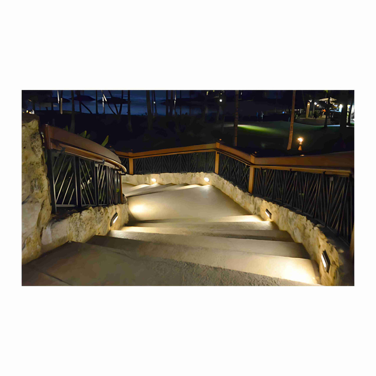 Focus LED SL-08 Series 3 Louver Step/Brick Light