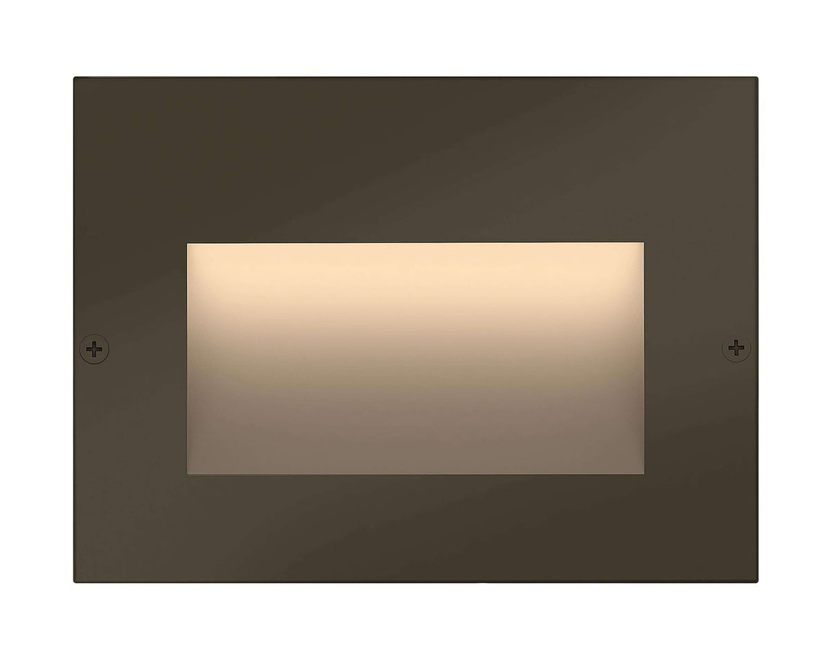 Hinkley 12V LED Taper Lightening Experience Horizontal Step Light