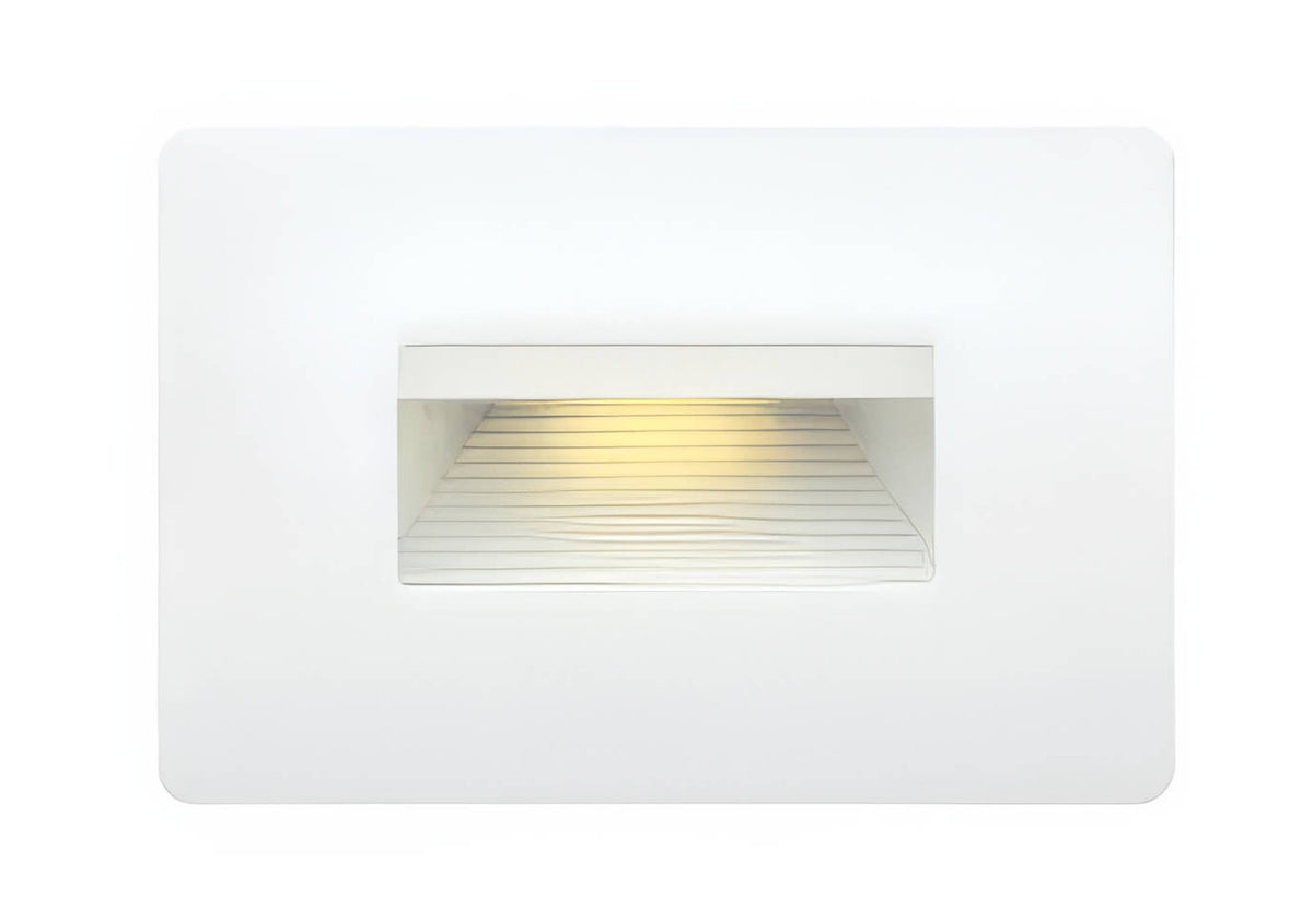 Hinkley 12V LED Contemporary Styled Radius Front Die Cast Step Light