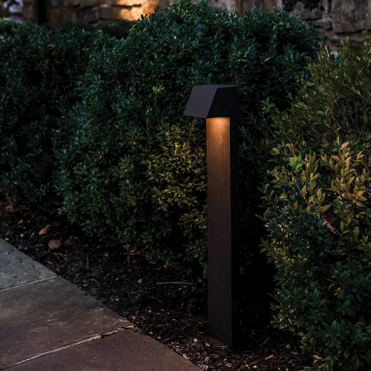 WAC 9/15V LED Distinctive Four Sided Path Light