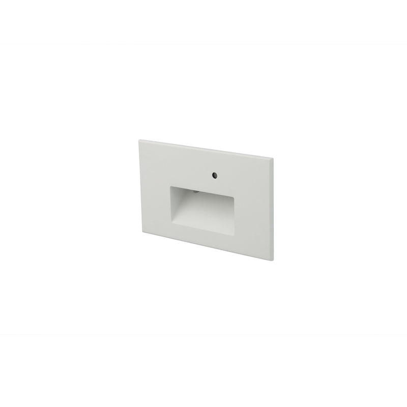 WAC 120V LED Smart Dusk Step Light