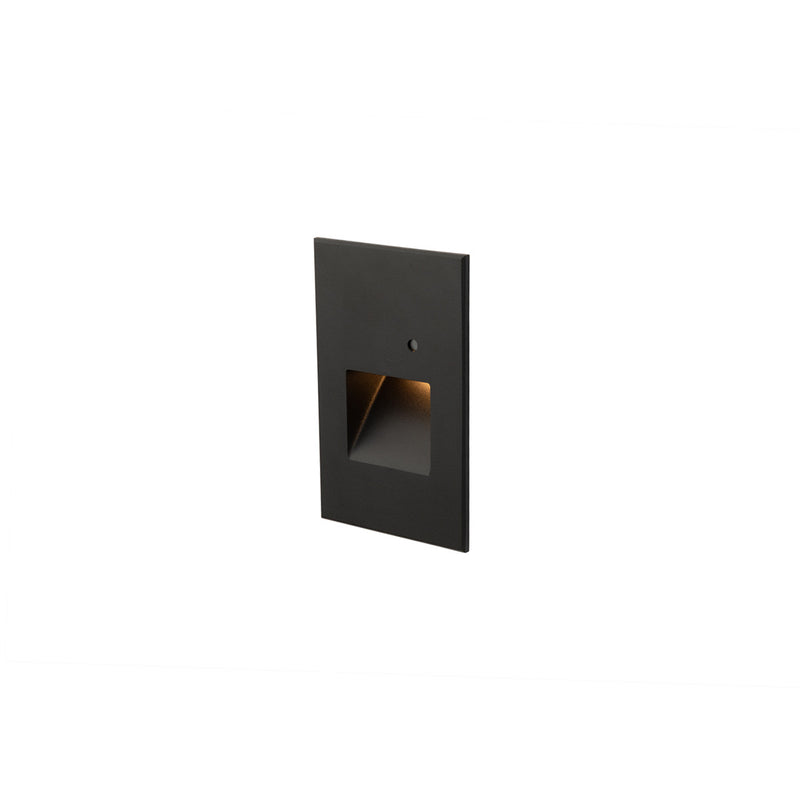 WAC 120V LED Automatic Step Light with Light Sensor